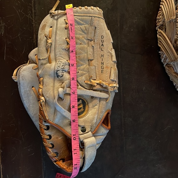 Wilson A2234 Pro Style Ron Guidry Baseball GloveDua Hinge Web LHT - Picture 11 of 11